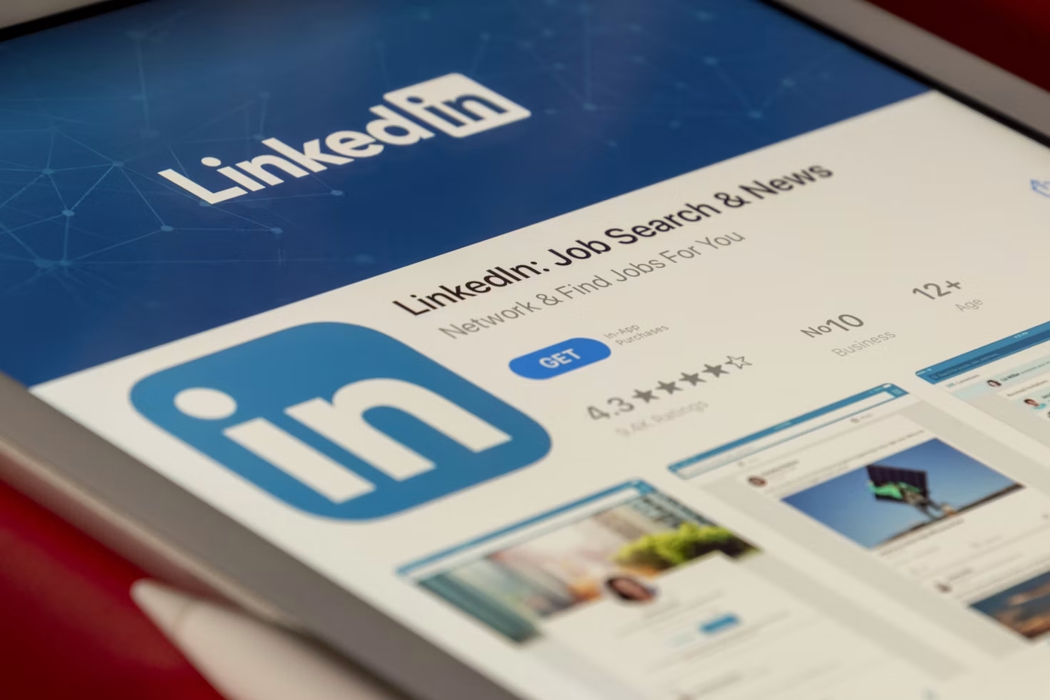 L'app Linkedin sur smartphone.