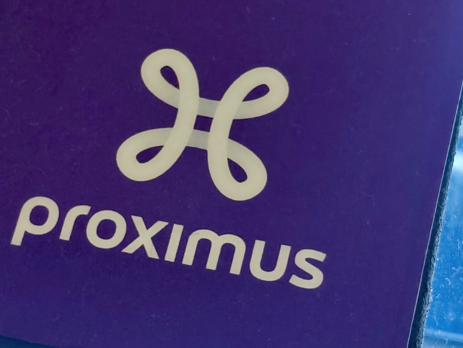 Le logo de Proximus